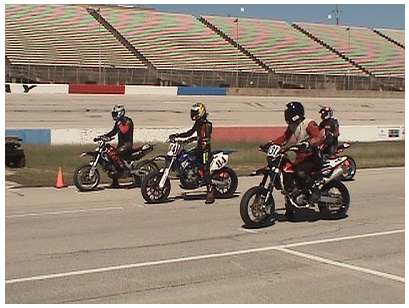 warrenracing2.jpg (121970 bytes)